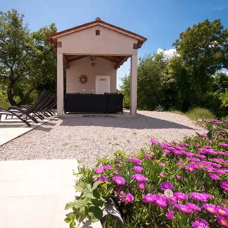 Apartman Sonja *